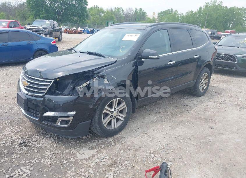 Photo 2 of 2015 Chevrolet Traverse 2LT (VIN 1GNKVHKD5FJ308574)