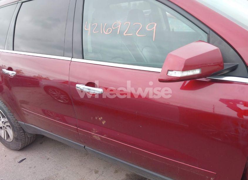 Photo 13 of 2015 Chevrolet Traverse 2LT (VIN 1GNKVHKD5FJ349027)