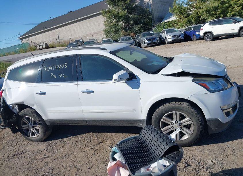 Photo 13 of 2016 Chevrolet Traverse 2LT (VIN 1GNKVHKD5GJ155759)