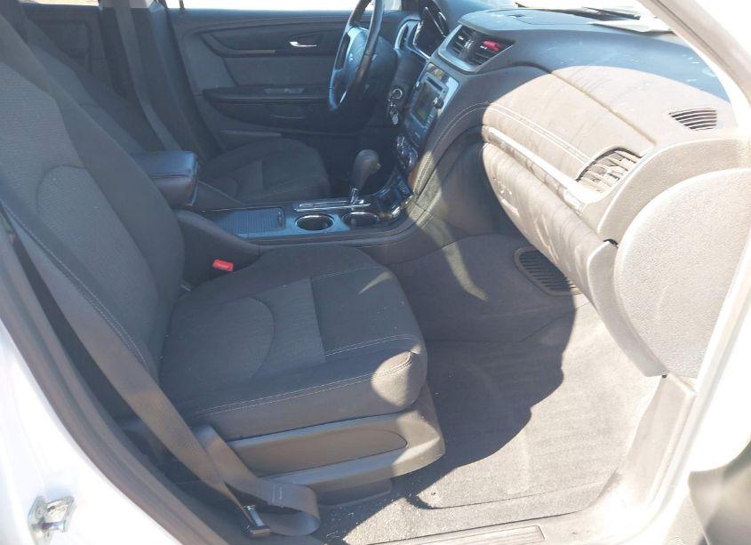 Photo 5 of 2016 Chevrolet Traverse 2LT (VIN 1GNKVHKD5GJ155759)