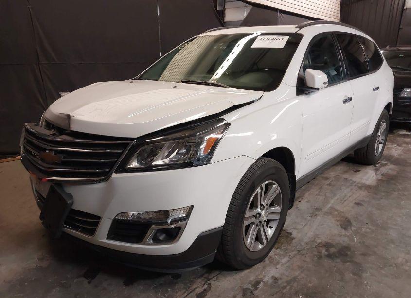 Photo 2 of 2016 Chevrolet Traverse 2LT (VIN 1GNKVHKD5GJ188907)