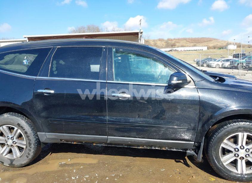 Photo 13 of 2017 Chevrolet Traverse 2LT (VIN 1GNKVHKD5HJ128739)