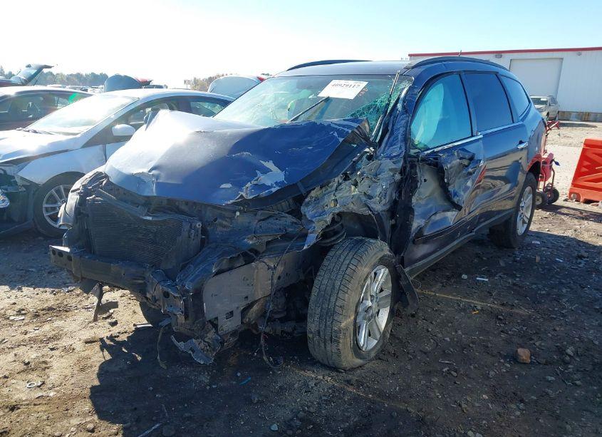 Photo 2 of 2014 Chevrolet Traverse 2LT (VIN 1GNKVHKD6EJ196933)