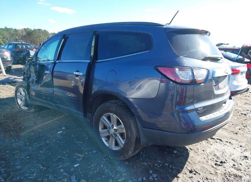 Photo 3 of 2014 Chevrolet Traverse 2LT (VIN 1GNKVHKD6EJ196933)