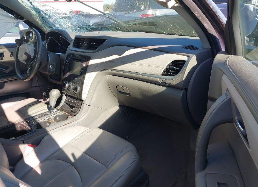 Photo 5 of 2014 Chevrolet Traverse 2LT (VIN 1GNKVHKD6EJ196933)