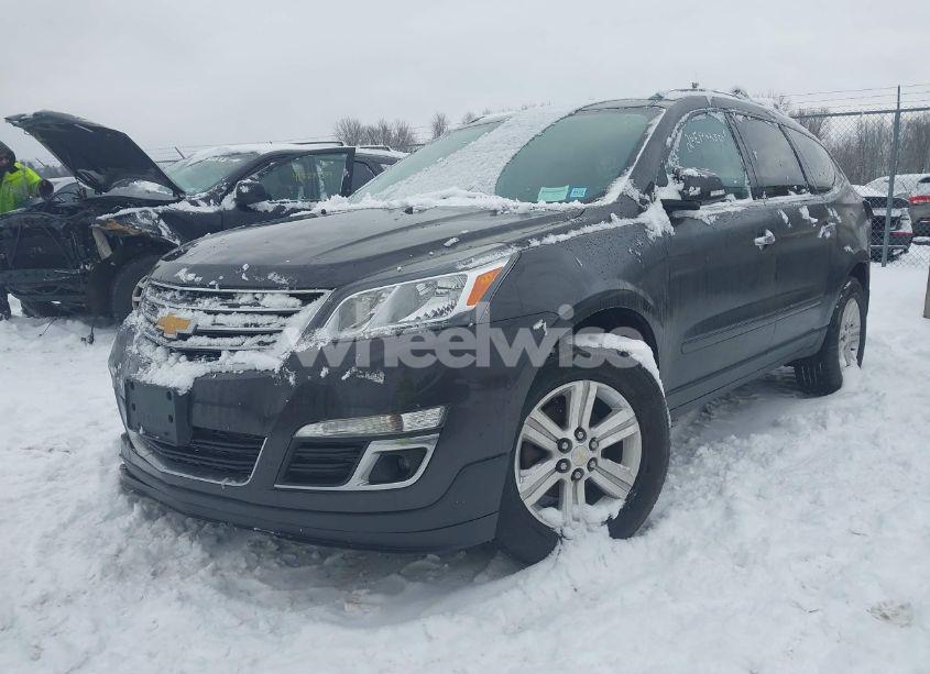 Photo 2 of 2014 Chevrolet Traverse 2LT (VIN 1GNKVHKD6EJ269105)