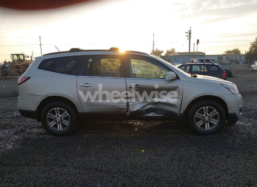 Photo 13 of 2015 Chevrolet Traverse 2LT (VIN 1GNKVHKD6FJ110084)