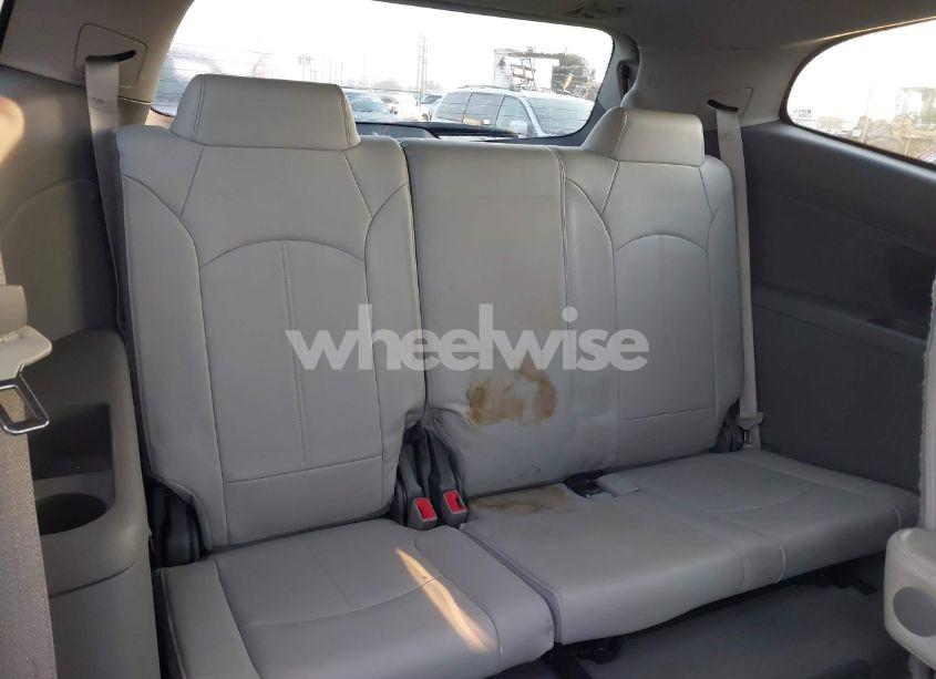 Photo 17 of 2015 Chevrolet Traverse 2LT (VIN 1GNKVHKD6FJ110084)