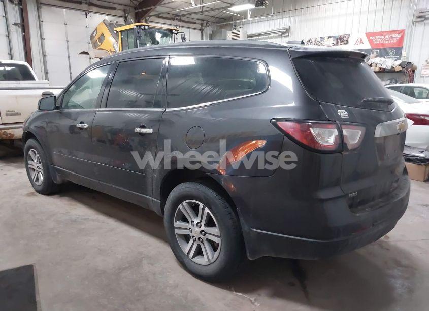 Photo 3 of 2016 Chevrolet Traverse 2LT (VIN 1GNKVHKD6GJ117618)
