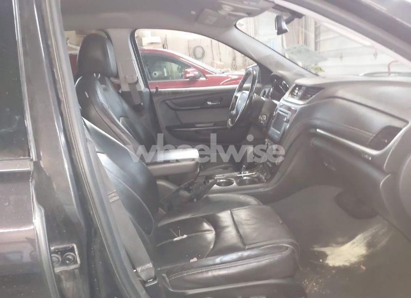 Photo 5 of 2016 Chevrolet Traverse 2LT (VIN 1GNKVHKD6GJ183098)