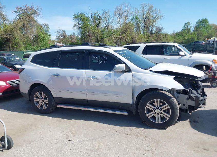 Photo 14 of 2016 Chevrolet Traverse 2LT (VIN 1GNKVHKD6GJ347952)