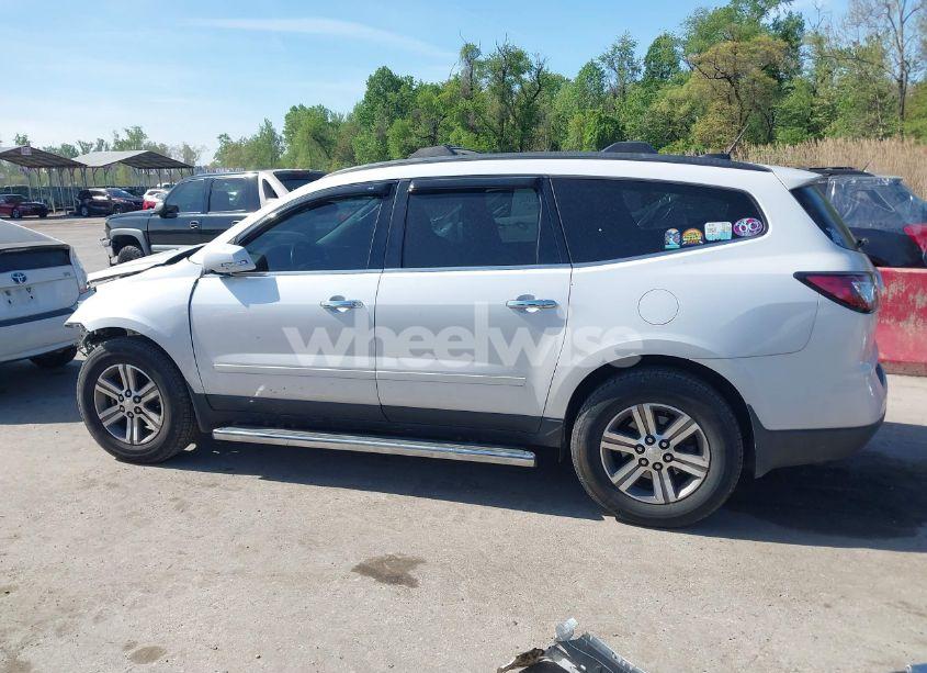 Photo 15 of 2016 Chevrolet Traverse 2LT (VIN 1GNKVHKD6GJ347952)