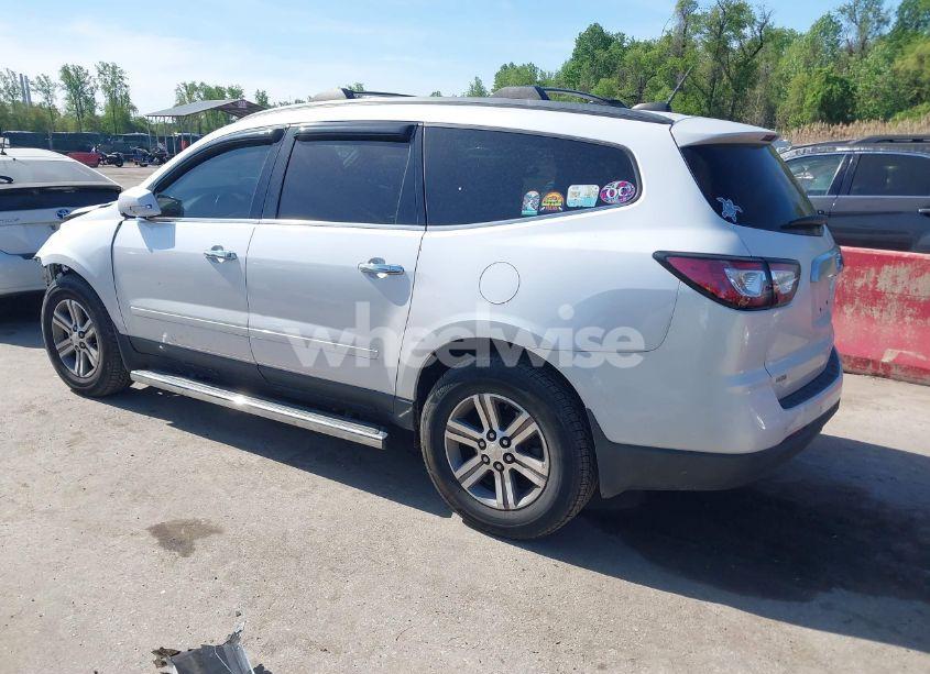 Photo 3 of 2016 Chevrolet Traverse 2LT (VIN 1GNKVHKD6GJ347952)