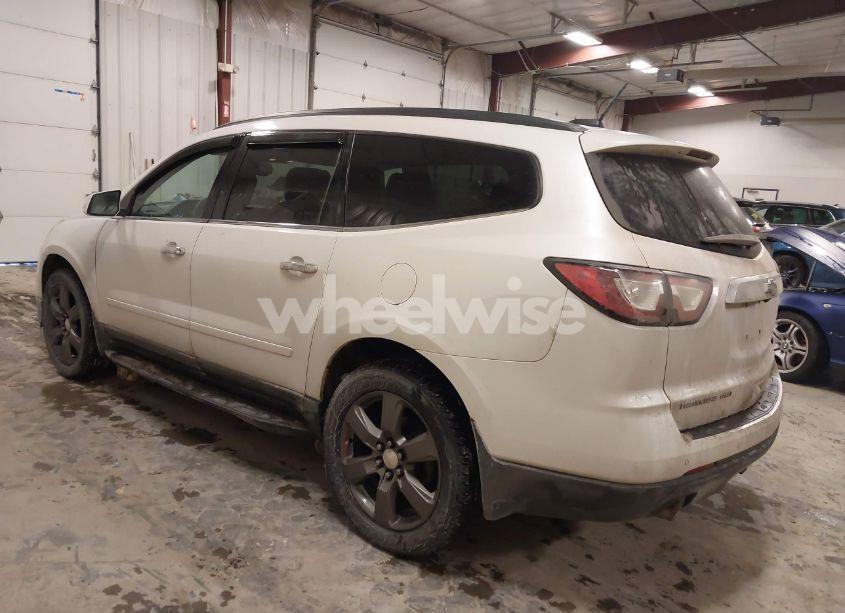 Photo 3 of 2017 Chevrolet Traverse 2LT (VIN 1GNKVHKD6HJ230664)