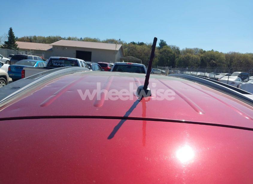 Photo 13 of 2014 Chevrolet Traverse 2LT (VIN 1GNKVHKD7EJ254810)