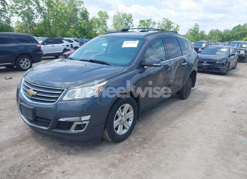 Photo 2 of 2014 Chevrolet Traverse 2LT (VIN 1GNKVHKD7EJ283918)