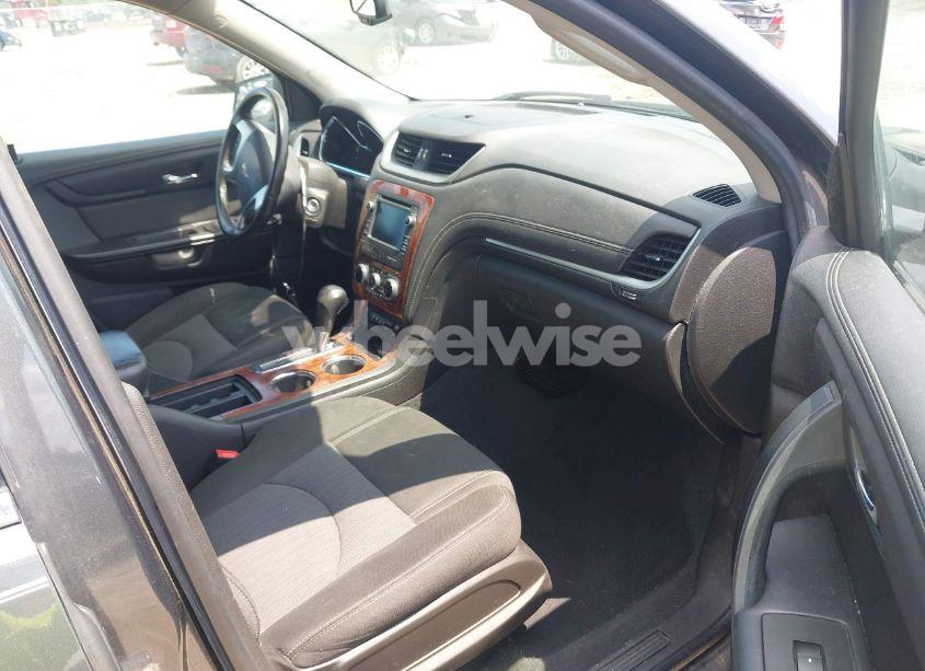 Photo 5 of 2014 Chevrolet Traverse 2LT (VIN 1GNKVHKD7EJ283918)