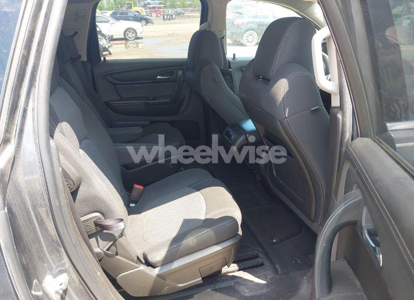 Photo 8 of 2014 Chevrolet Traverse 2LT (VIN 1GNKVHKD7EJ283918)