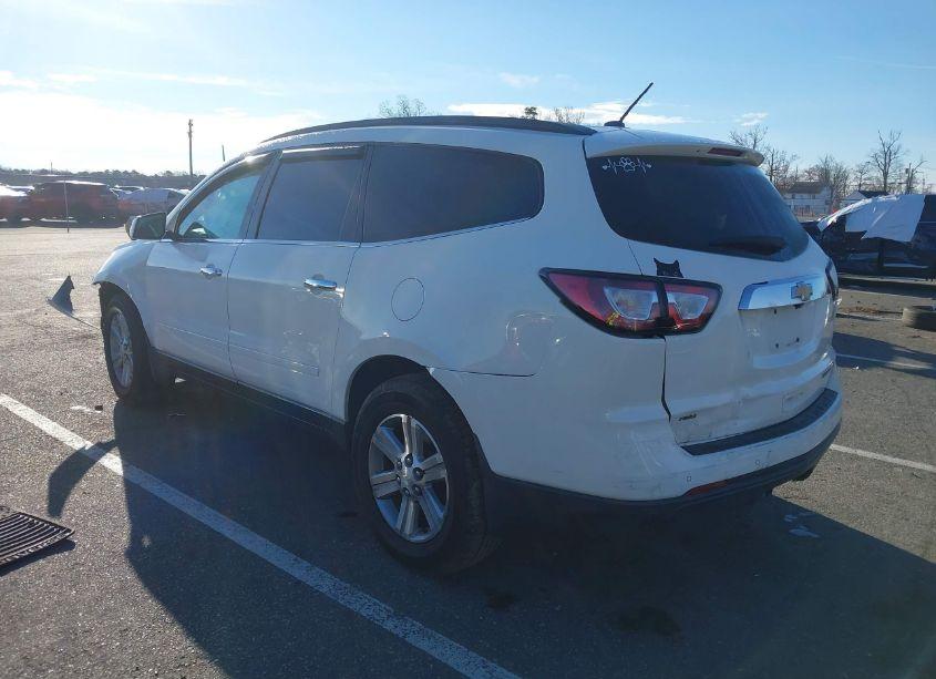 Photo 3 of 2014 Chevrolet Traverse 2LT (VIN 1GNKVHKD7EJ332020)