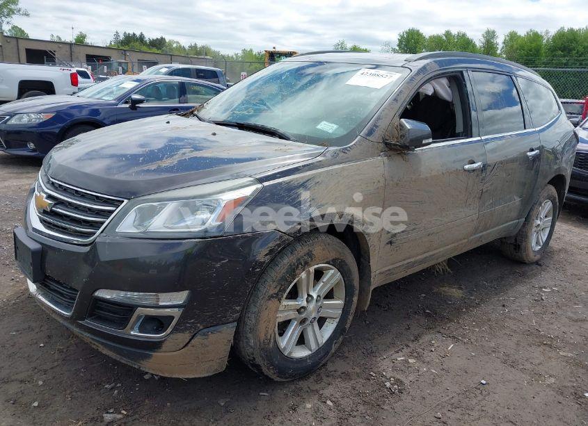 Photo 6 of 2014 Chevrolet Traverse 2LT (VIN 1GNKVHKD7EJ377927)