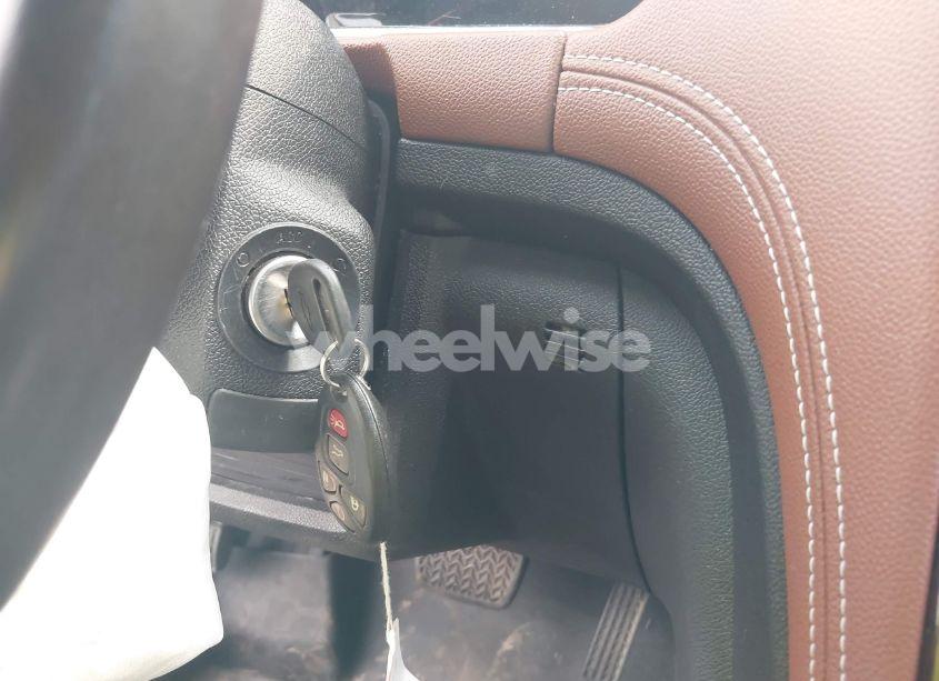 Photo 11 of 2015 Chevrolet Traverse 2LT (VIN 1GNKVHKD7FJ105864)