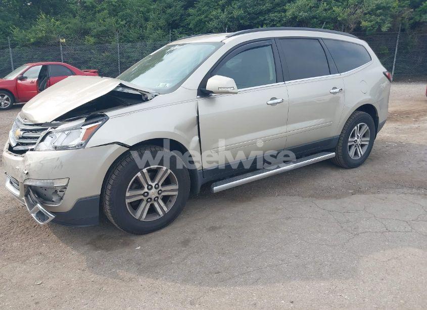 Photo 2 of 2015 Chevrolet Traverse 2LT (VIN 1GNKVHKD7FJ105864)