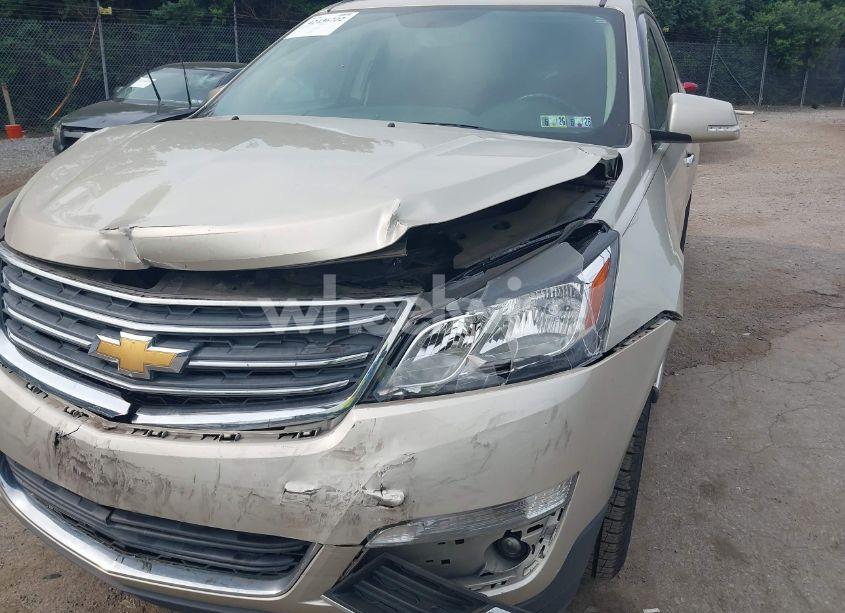 Photo 6 of 2015 Chevrolet Traverse 2LT (VIN 1GNKVHKD7FJ105864)