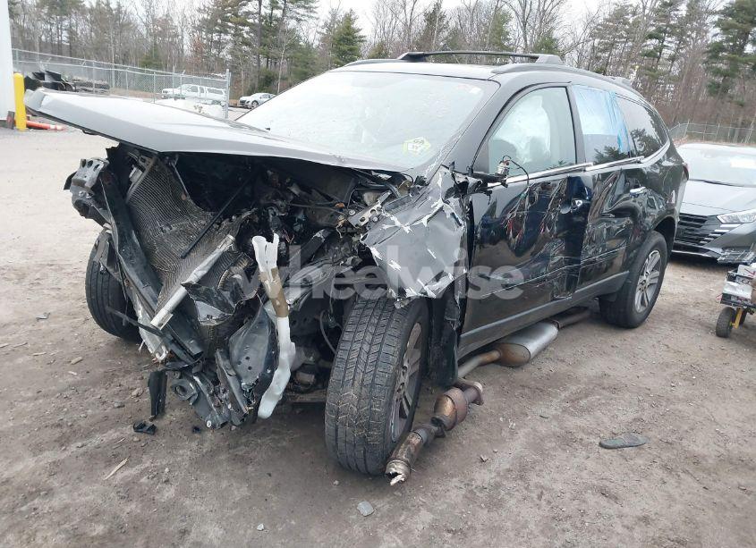 Photo 2 of 2016 Chevrolet Traverse 2LT (VIN 1GNKVHKD7GJ117031)