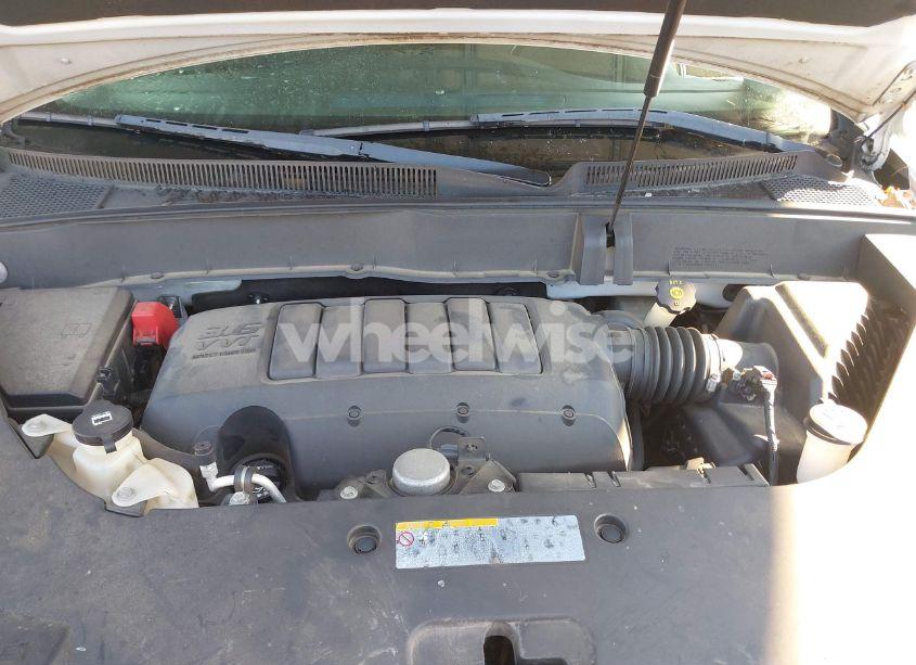 Photo 10 of 2016 Chevrolet Traverse 2LT (VIN 1GNKVHKD7GJ268936)