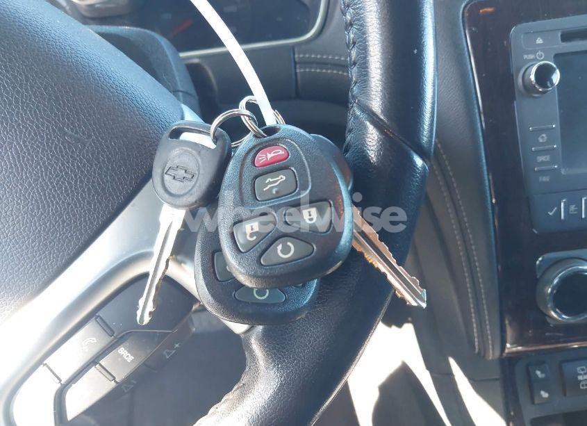 Photo 11 of 2016 Chevrolet Traverse 2LT (VIN 1GNKVHKD7GJ268936)