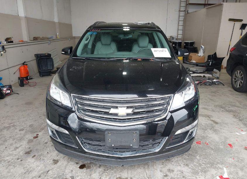Photo 13 of 2017 Chevrolet Traverse 2LT (VIN 1GNKVHKD7HJ320812)