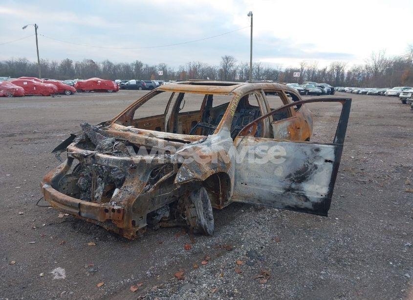 Photo 2 of 2015 Chevrolet Traverse 2LT (VIN 1GNKVHKD8FJ195459)