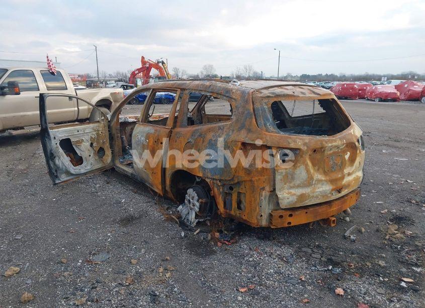 Photo 3 of 2015 Chevrolet Traverse 2LT (VIN 1GNKVHKD8FJ195459)