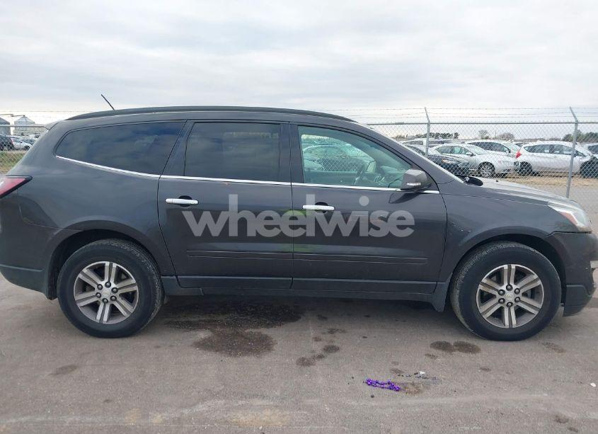 Photo 13 of 2015 Chevrolet Traverse 2LT (VIN 1GNKVHKD8FJ304017)