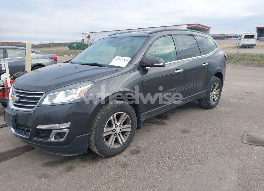 Photo 2 of 2015 Chevrolet Traverse 2LT (VIN 1GNKVHKD8FJ304017)