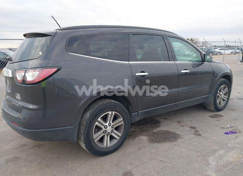 Photo 4 of 2015 Chevrolet Traverse 2LT (VIN 1GNKVHKD8FJ304017)