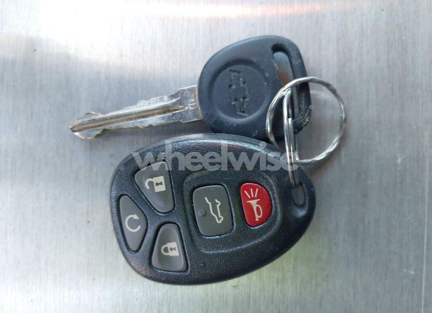 Photo 11 of 2017 Chevrolet Traverse 2LT (VIN 1GNKVHKD8HJ116634)