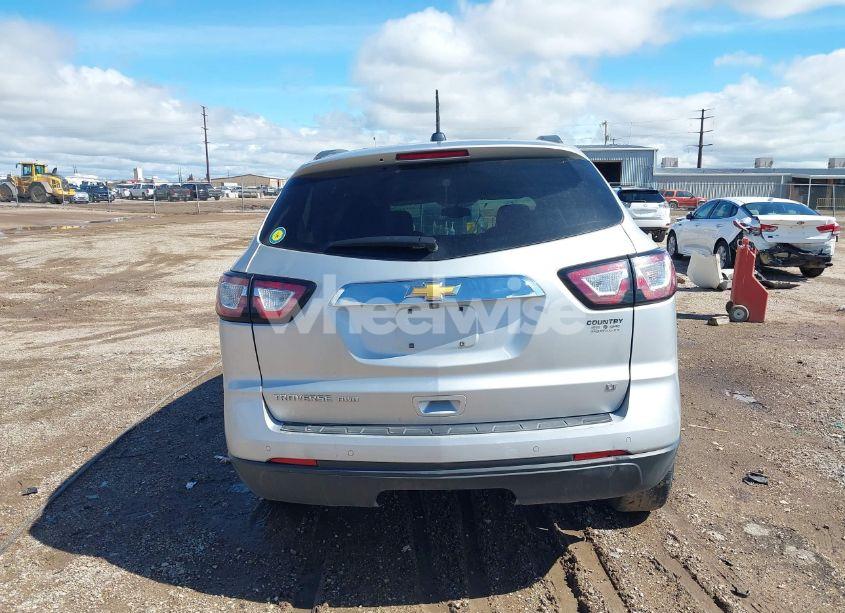 Photo 16 of 2017 Chevrolet Traverse 2LT (VIN 1GNKVHKD8HJ116634)