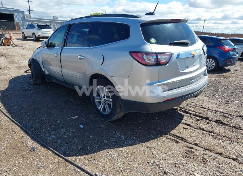 Photo 3 of 2017 Chevrolet Traverse 2LT (VIN 1GNKVHKD8HJ116634)