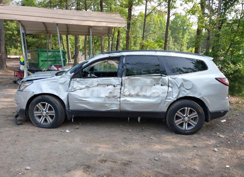 Photo 14 of 2017 Chevrolet Traverse 2LT (VIN 1GNKVHKD8HJ138357)