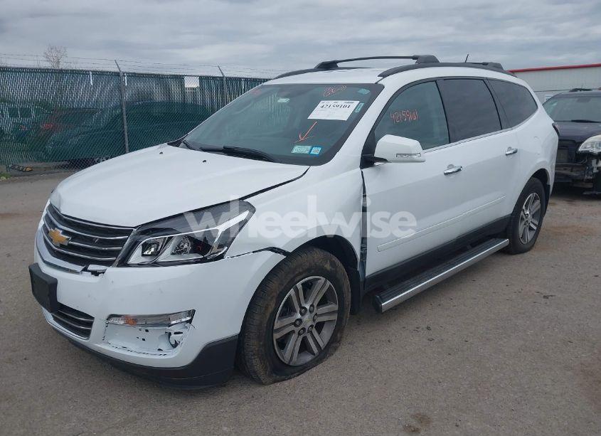 Photo 2 of 2017 Chevrolet Traverse 2LT (VIN 1GNKVHKD8HJ181502)