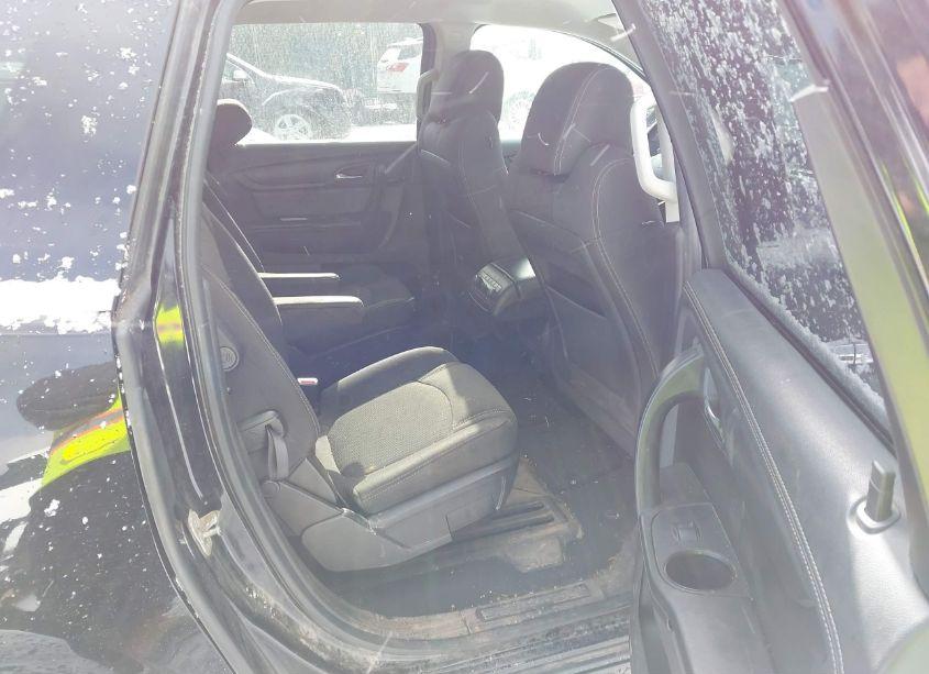 Photo 8 of 2017 Chevrolet Traverse 2LT (VIN 1GNKVHKD8HJ281390)