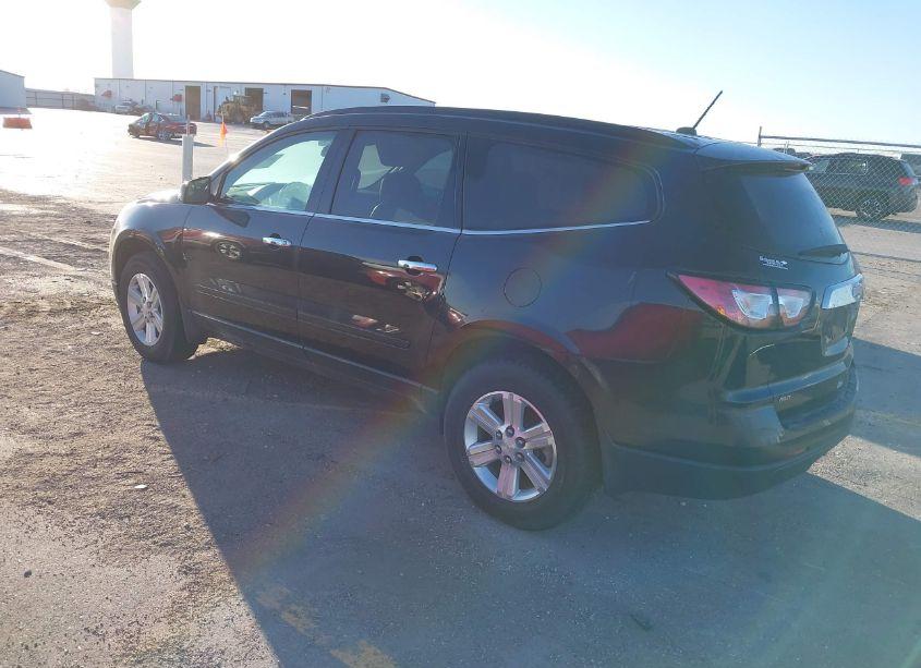 Photo 3 of 2014 Chevrolet Traverse 2LT (VIN 1GNKVHKD9EJ104150)