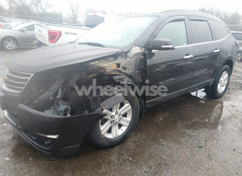 Photo 2 of 2014 Chevrolet Traverse 2LT (VIN 1GNKVHKD9EJ111938)