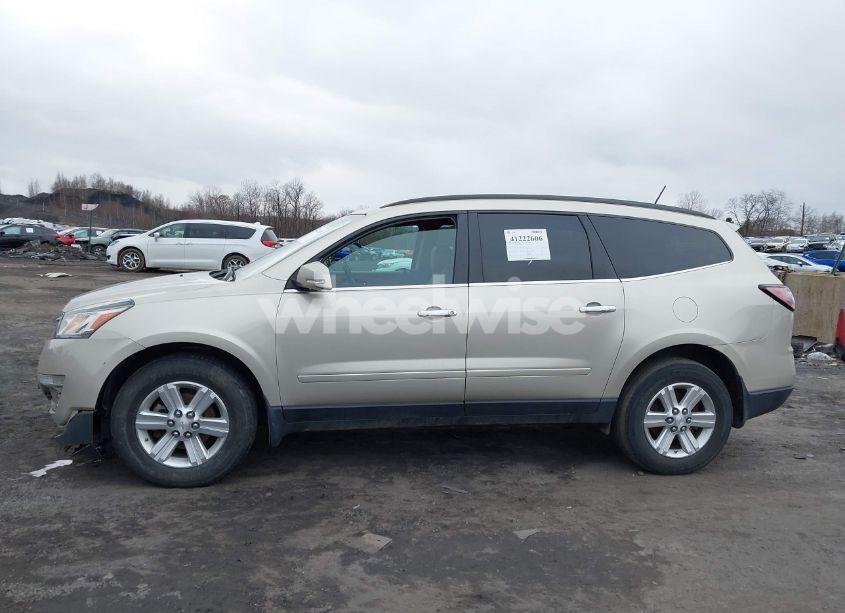 Photo 14 of 2014 Chevrolet Traverse 2LT (VIN 1GNKVHKD9EJ138217)