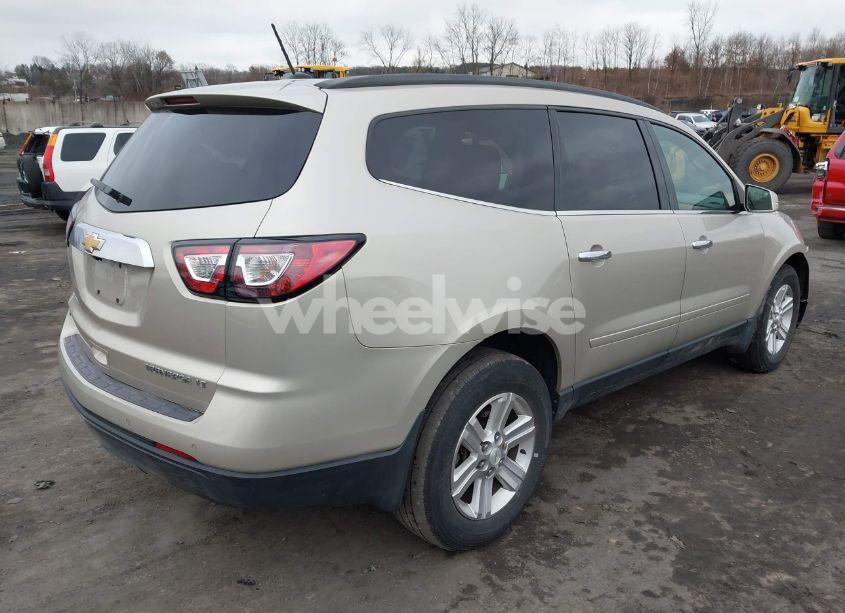 Photo 4 of 2014 Chevrolet Traverse 2LT (VIN 1GNKVHKD9EJ138217)