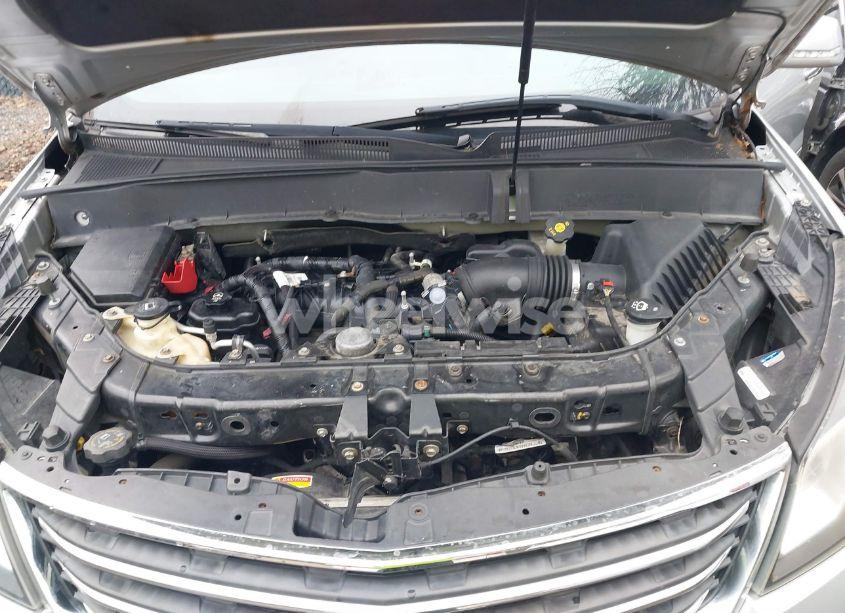 Photo 10 of 2015 Chevrolet Traverse 2LT (VIN 1GNKVHKD9FJ122097)