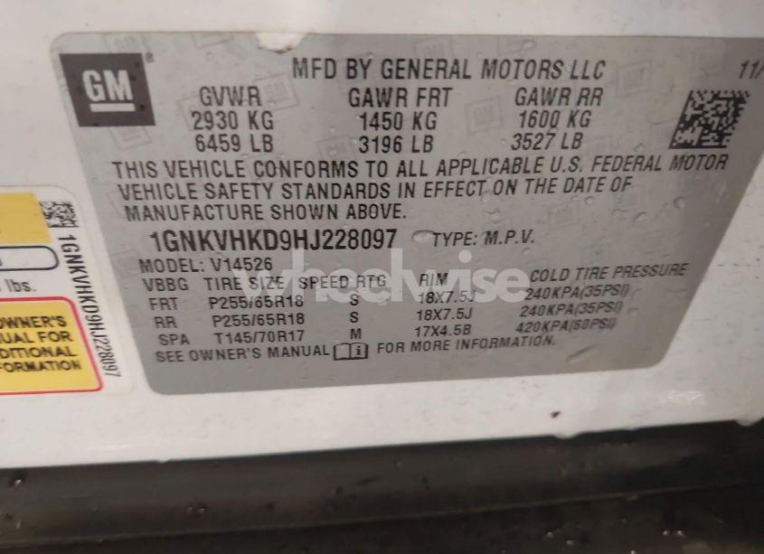 Photo 9 of 2017 Chevrolet Traverse 2LT (VIN 1GNKVHKD9HJ228097)