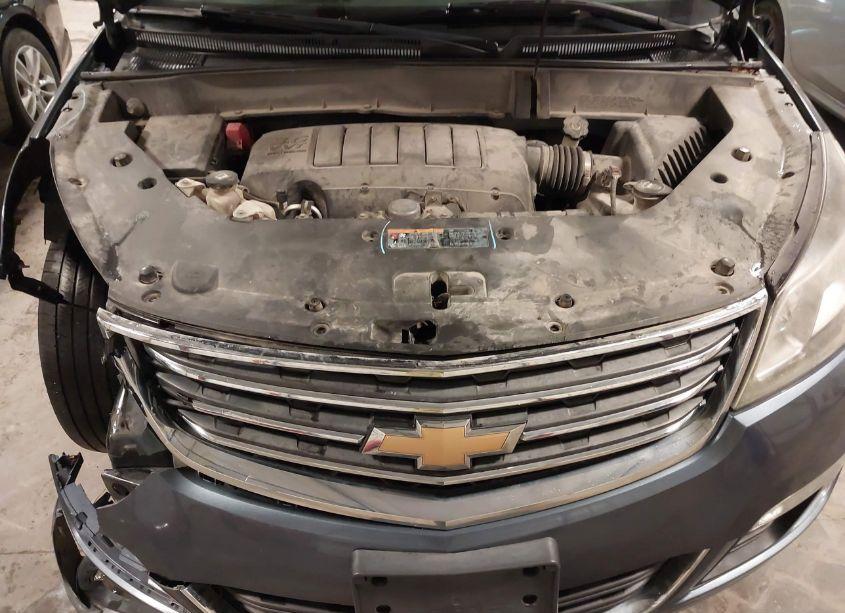 Photo 10 of 2014 Chevrolet Traverse 2LT (VIN 1GNKVHKDXEJ304843)