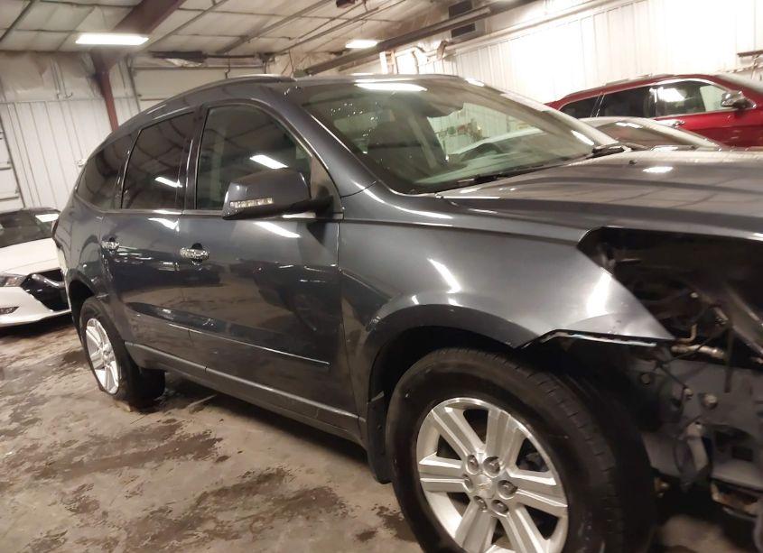 Photo 14 of 2014 Chevrolet Traverse 2LT (VIN 1GNKVHKDXEJ304843)